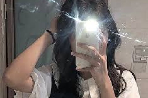 赵鸿刚遭解约索赔200万！传武滤镜碎了一地爆红过后陷入困境